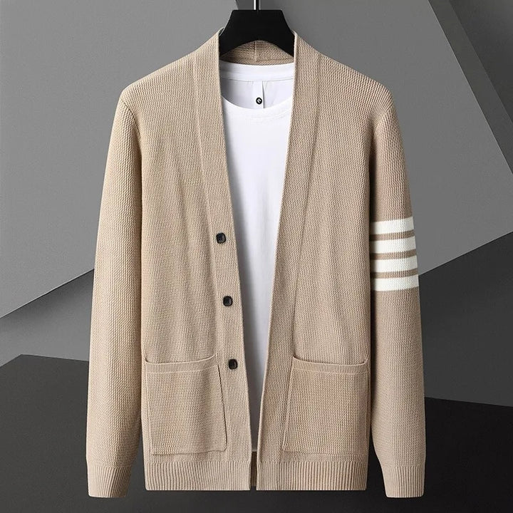 Men's Knit Cardigan with Button Placket and Front Pockets - Classic Elegant