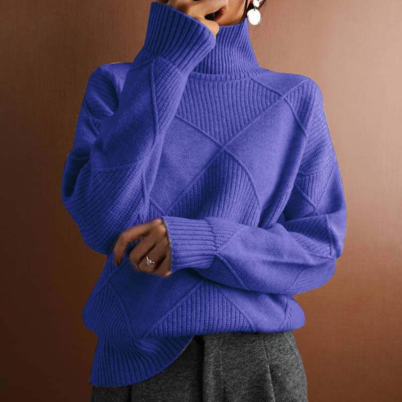 Structured Women's Turtleneck Sweater with Geometric Pattern - Soft and Elegant
