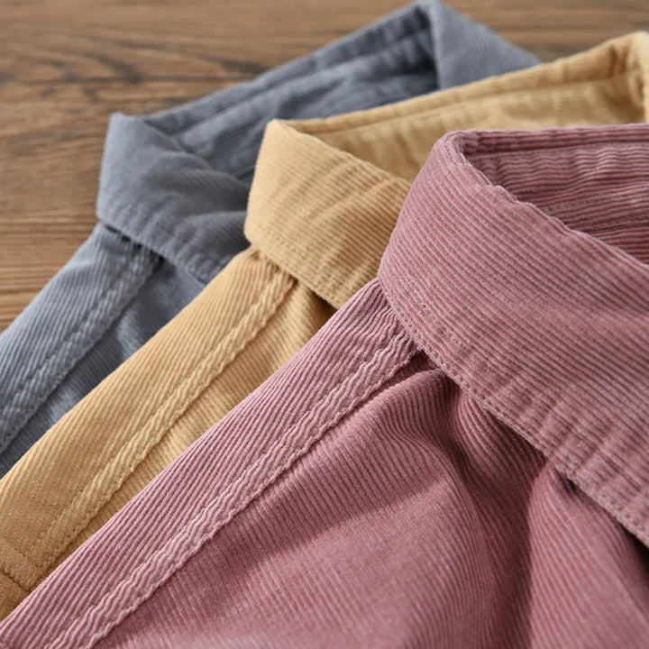 Classic Men's Corduroy Shirt - Soft Texture and Vintage Charm for Casual Wear