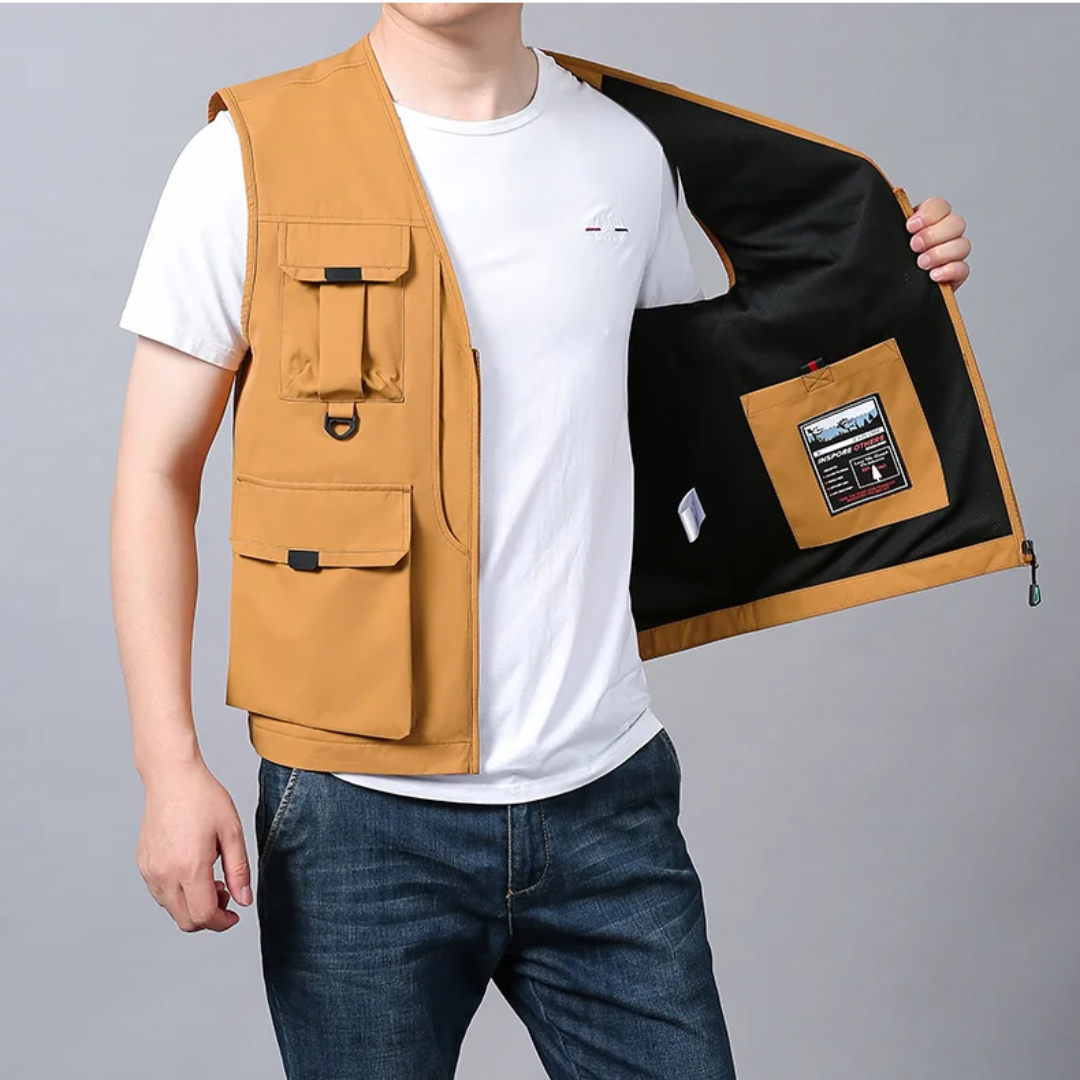 Functional Men's Cargo Vest