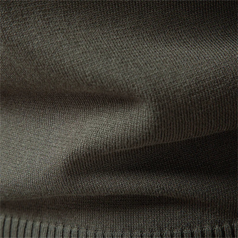 Elegant Cable Knit Men's Sweater