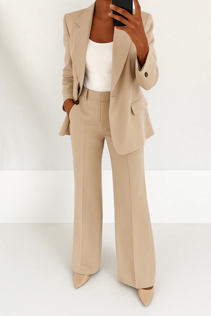 Elegant Professional Two-Piece Women's Suit