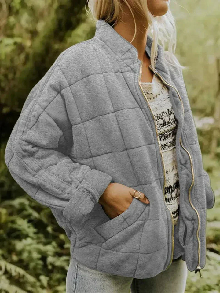 Women's Elegant Oversized Quilted Jacket - Lightweight and Warm-Lined