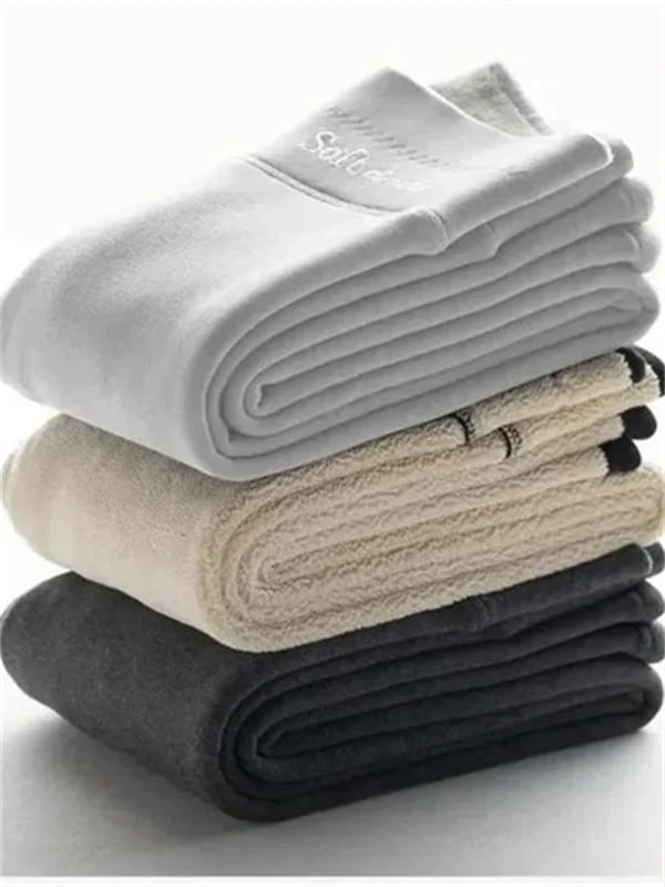 Women's Winter Pants with Warm Fleece Lining - Weatherproof and Stretch