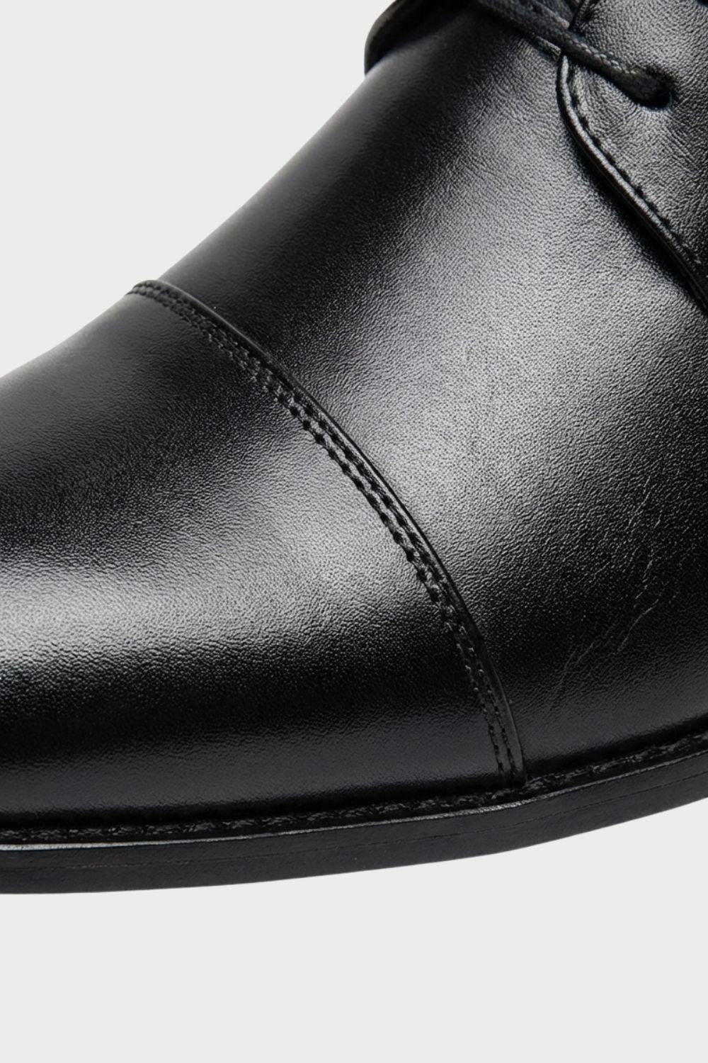 Elegant Men's Leather Lace-Up Dress Shoes