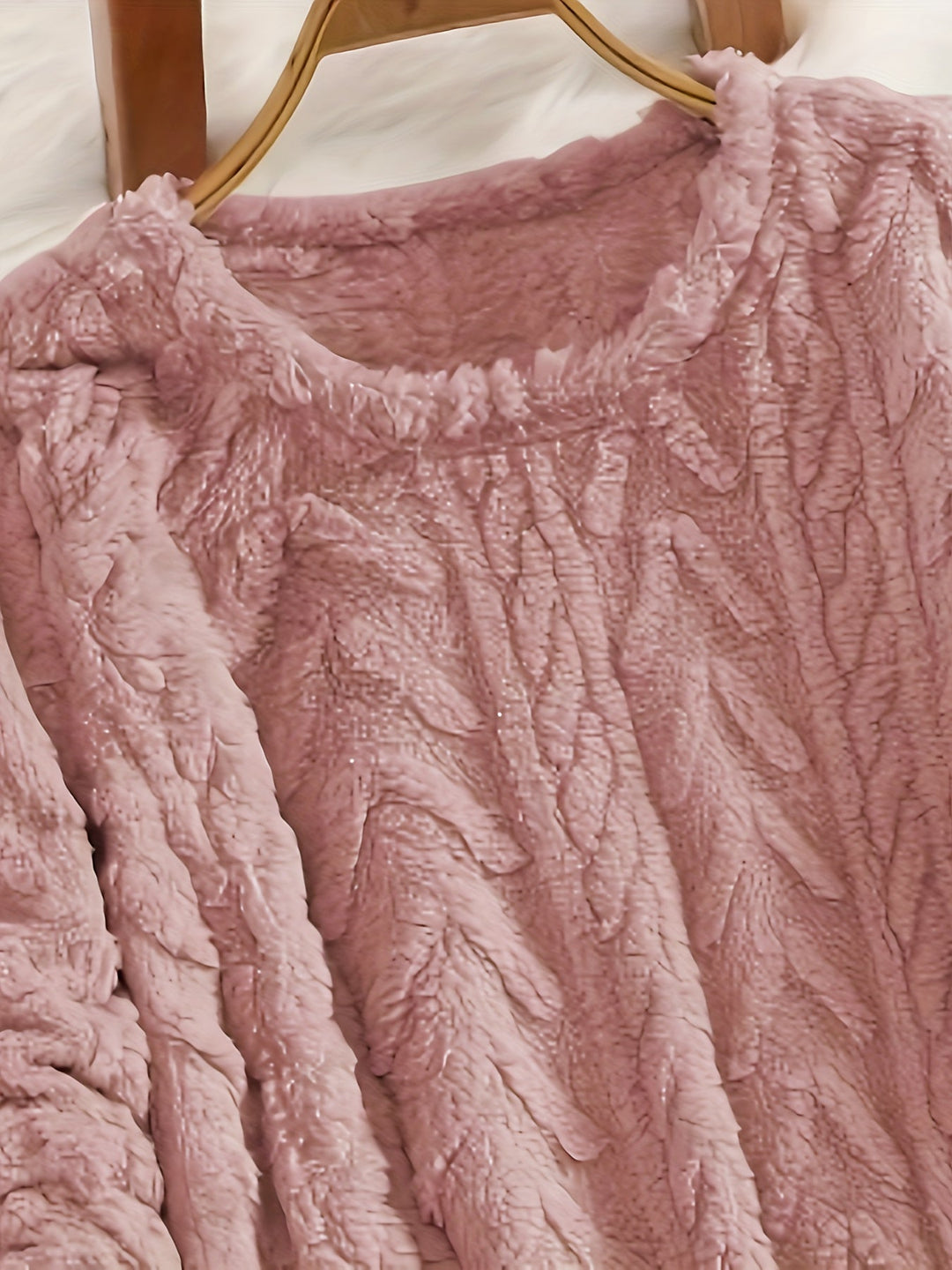 Soft Women's Knit Sweater with Pockets - Loose Fit for Fall & Winter