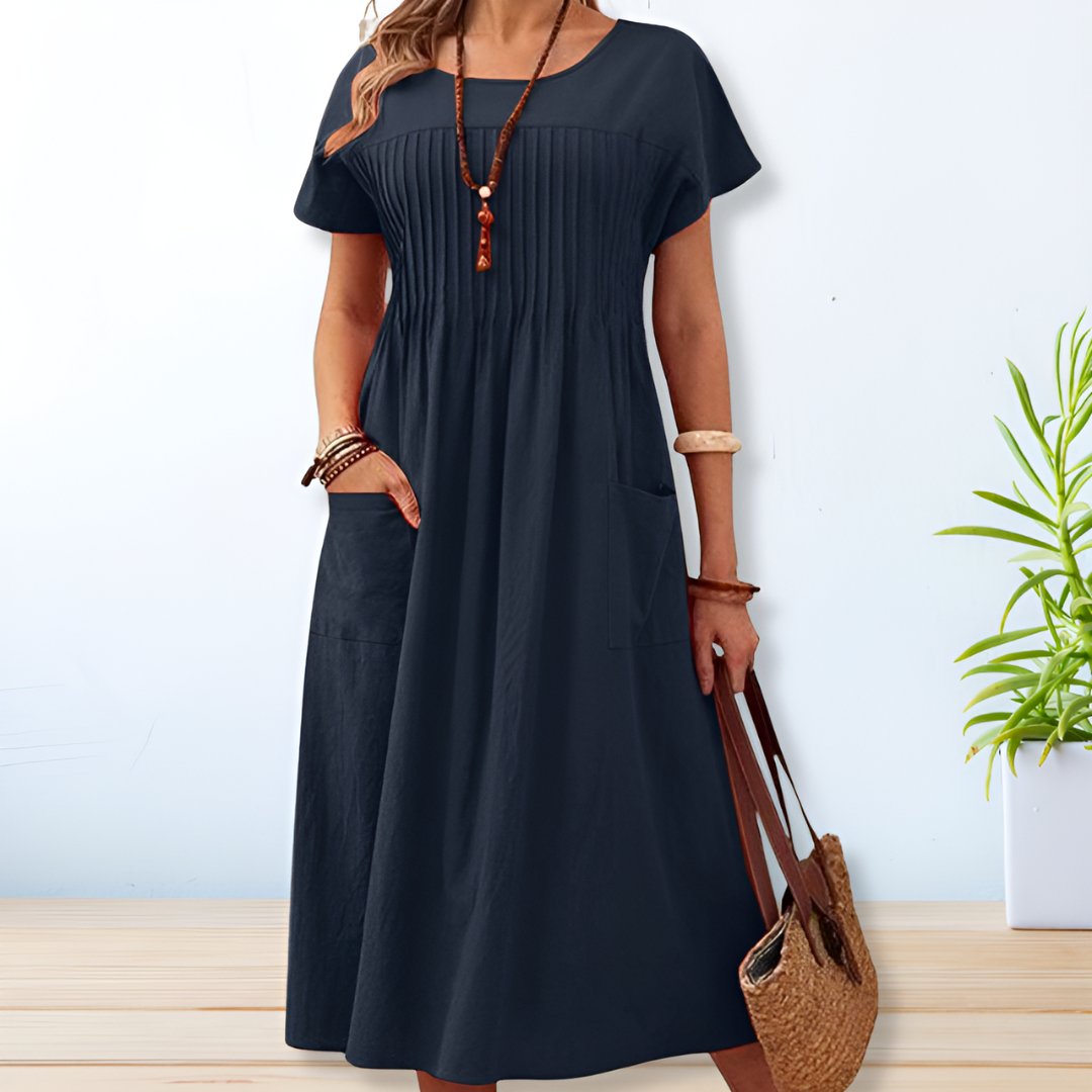 Comfortable Relaxed-Fit Women's Day Dress