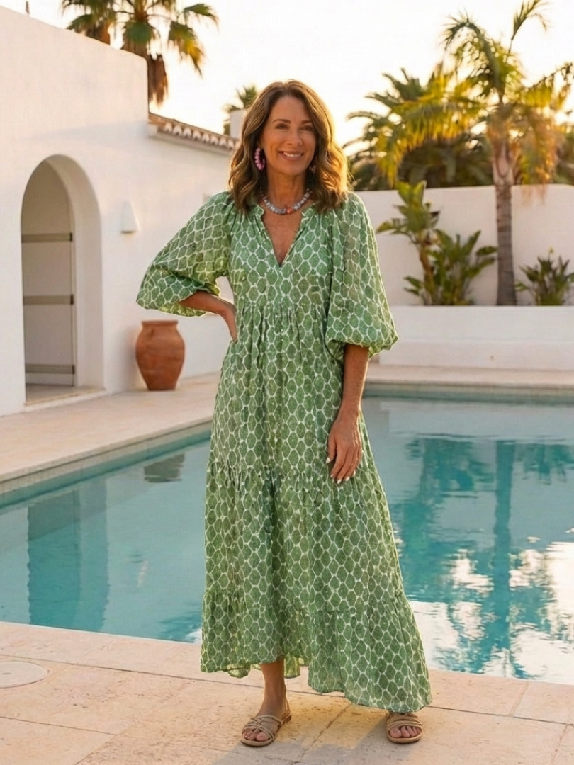Lightweight Elegant Women's V-Neck Patterned Midi Dress